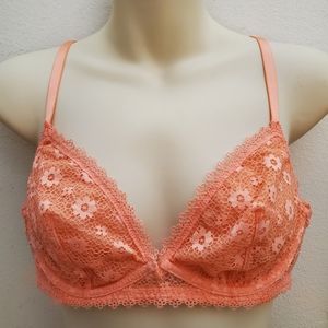NWT Victoria's Secret Floral Lace Bra